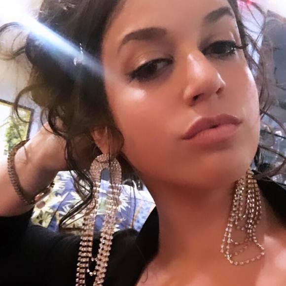 Meet your Posher, Kate - Picture 1 of 1